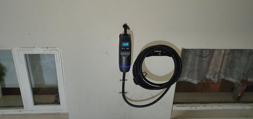 Ódýrar bílahleðslustöðvar